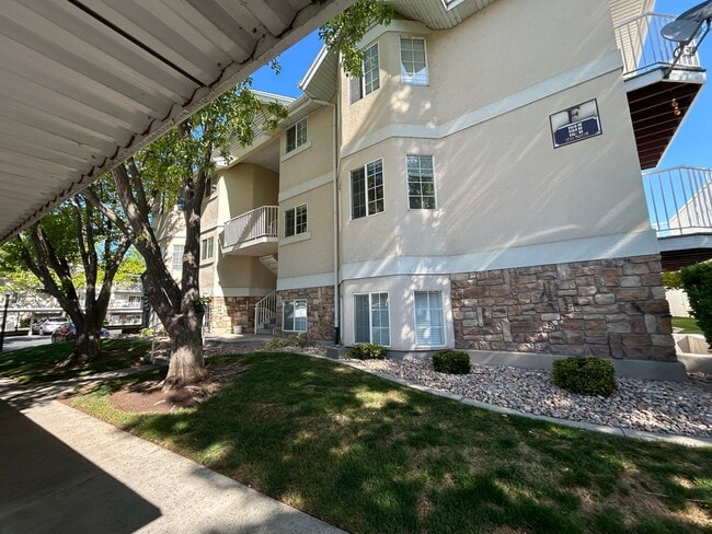 1166 W 1295 S in Orem, UT - Building Photo - Building Photo
