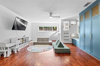 3707 Pallos Verdas Dr in Dallas, TX - Building Photo - Building Photo