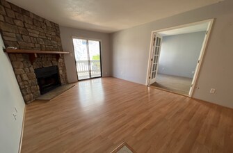 8335 Fairmount Dr in Denver, CO - Building Photo - Building Photo