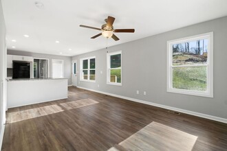 901 Woody Hills Dr in Clarksville, TN - Building Photo - Building Photo