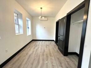 14 Thomas St, Unit 1c in Newark, NJ - Building Photo - Building Photo