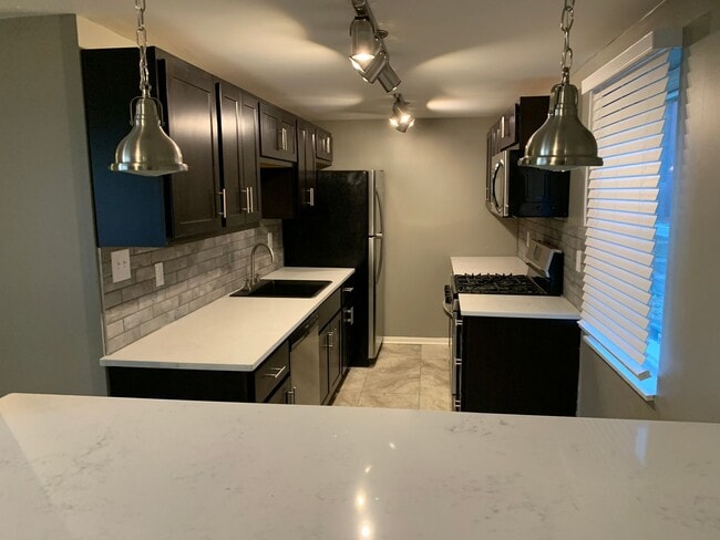 2630 Edwards Wy in Pittsburgh, PA - Building Photo - Building Photo