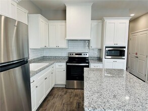 1005 Sugar Gdn Dr in Pharr, TX - Building Photo - Building Photo