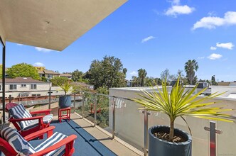 2887 B St in San Diego, CA - Building Photo - Building Photo