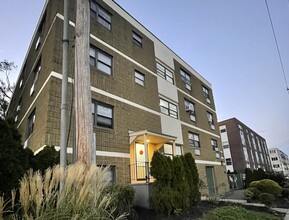 Seaside Park Bridgeport Apartments in Bridgeport, CT - Building Photo - Building Photo