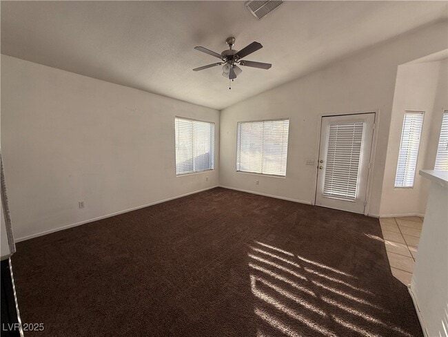 7913 Turtle Island Ct in Las Vegas, NV - Building Photo - Building Photo