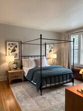 1711 18th Ave S in Nashville, TN - Foto de edificio - Building Photo