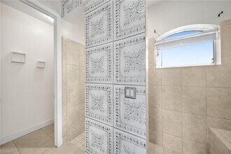 3326 SW 8th St in Cape Coral, FL - Building Photo - Building Photo