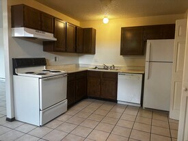 114 Juniper Pl, Unit B in Loveland, CO - Building Photo