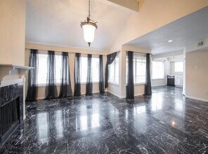 12400 Overbrook Ln in Houston, TX - Building Photo - Building Photo
