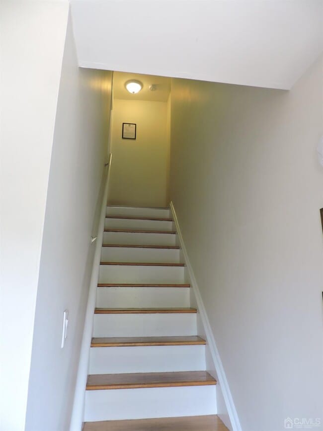 2 Reade St in Jamesburg, NJ - Building Photo - Building Photo