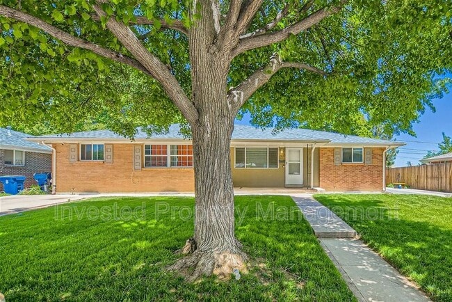 13623 E Nevada Pl in Aurora, CO - Building Photo - Building Photo
