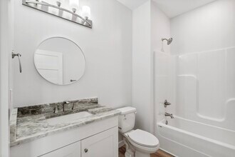 2566 Oak St in Panama City Beach, FL - Building Photo - Building Photo