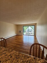 10 Coffey St in Boston, MA - Building Photo - Building Photo