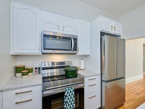 546 E 5th St in Boston, MA - Building Photo - Building Photo