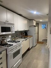 3578 13th St NW, Unit English Basement in Washington, DC - Foto de edificio - Building Photo