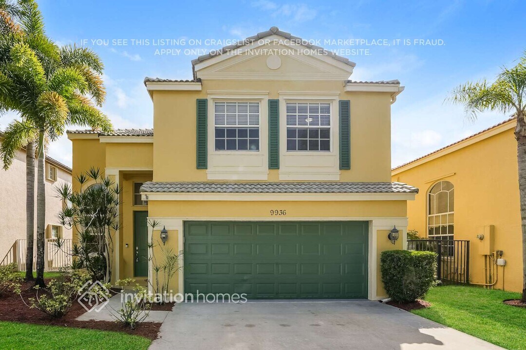 9936 Woodworth Ct in Wellington, FL - Building Photo