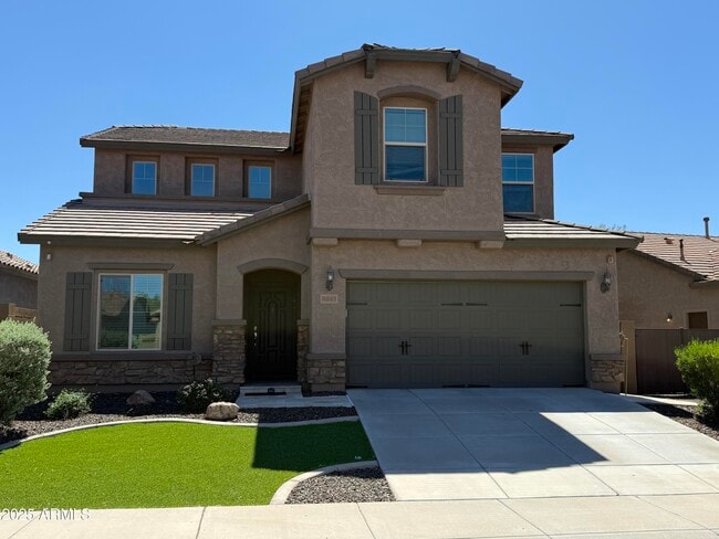 1843 W Fetlock Trail