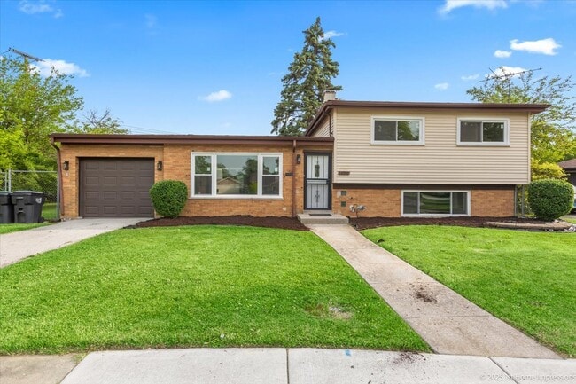 16211 Joyce Cir