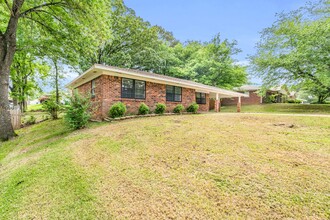 2507 Buckner Ave in Tupelo, MS - Building Photo - Building Photo