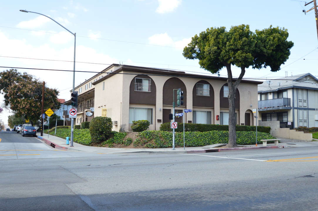 10733 Orange Grove Ave in Whittier, CA - Building Photo