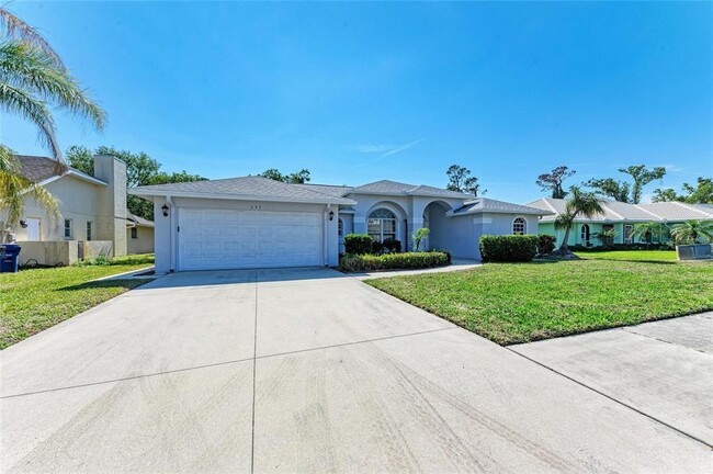 357 Woodvale Dr in Venice, FL - Building Photo - Building Photo