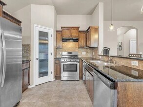 18204 Sandhurst Ct in Edmond, OK - Building Photo - Building Photo