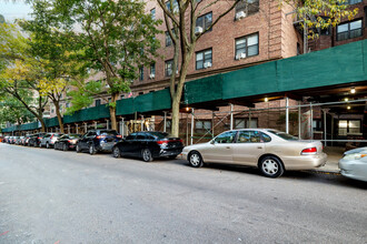 The Boulevard Apartments in Forest Hills, NY - Building Photo - Building Photo