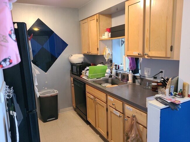 119 Sumner St, Unit 113-44 in Boston, MA - Building Photo - Building Photo