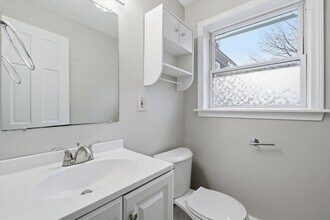 888-890 Belmont St in Manchester, NH - Building Photo - Building Photo