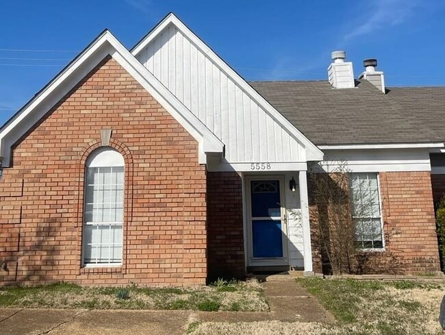 property at 5558 Oak Branch Cir N