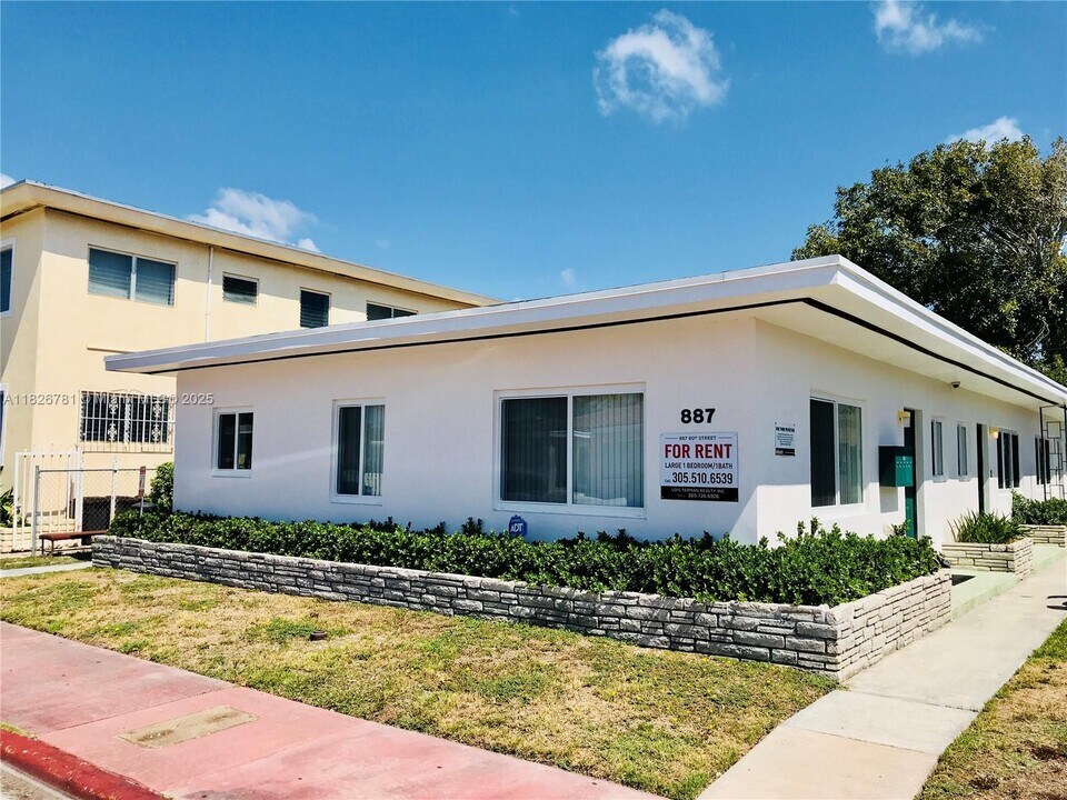 887 80th St in Miami Beach, FL - Building Photo