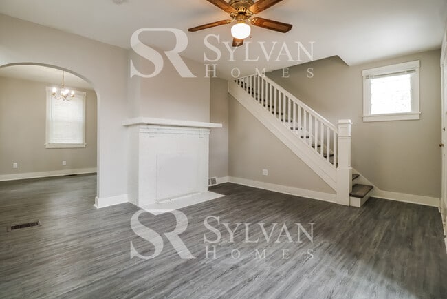 337 Parallel Ave in Pittsburgh, PA - Building Photo - Building Photo
