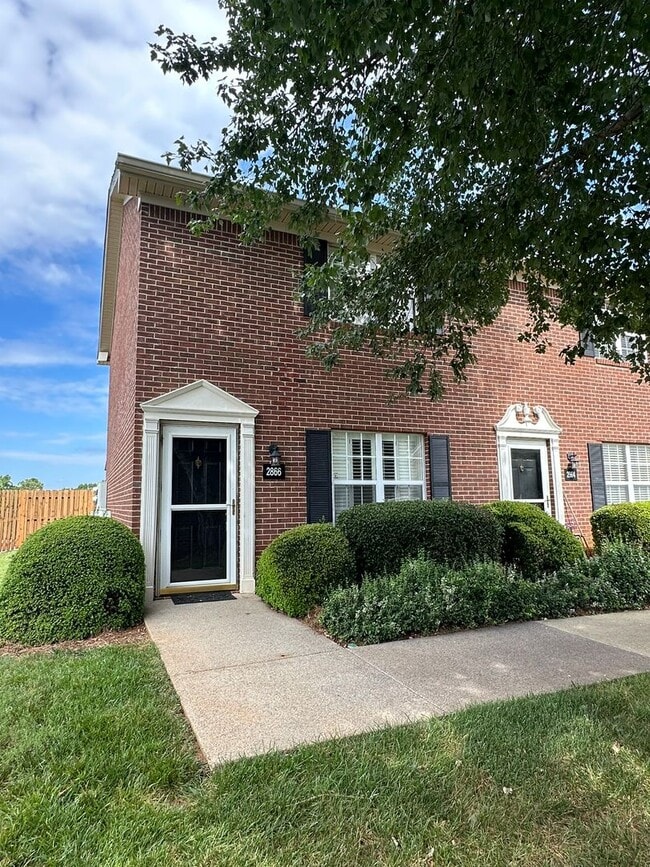 2866 Florence Dr