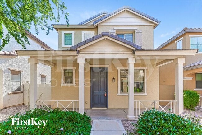 property at 127 E Catclaw St