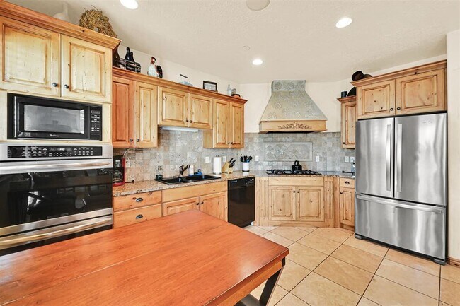 5176 Fairview Loop in Eden, UT - Building Photo - Building Photo