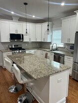 87 Bradford St in Harrison, NY - Building Photo