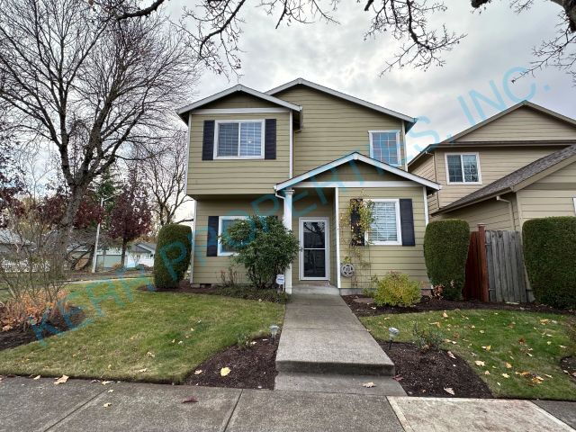 20598 NE Shore View Dr in Fairview, OR - Building Photo