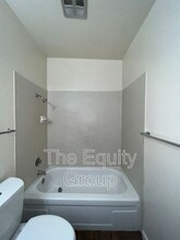 1420 W Elowin Ave in Visalia, CA - Building Photo - Building Photo