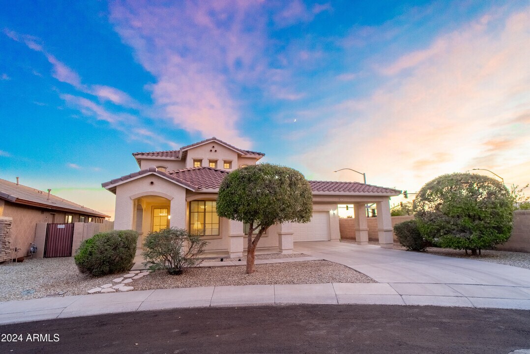 15471 W Statler Cir in Surprise, AZ - Building Photo