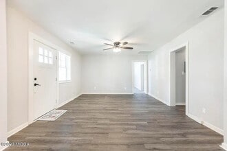 379 Rogers Ave in Macon, GA - Building Photo - Building Photo