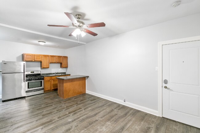 5860 N Kenmore Ave in Chicago, IL - Building Photo - Building Photo