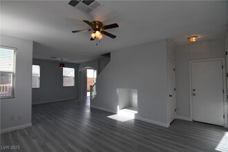 585 Fork Mesa Ct in Henderson, NV - Building Photo - Building Photo