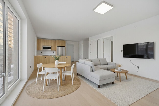 1035-1037 Commonwealth Ave in Boston, MA - Building Photo - Building Photo