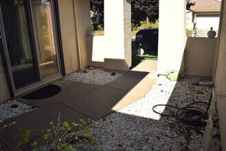 10334 Frank Greg Way in Elk Grove, CA - Building Photo - Building Photo