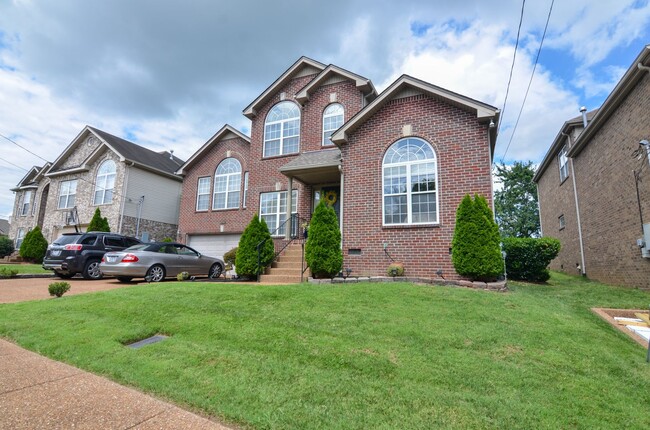 205 Stecoah Ct in Nashville, TN - Building Photo - Building Photo