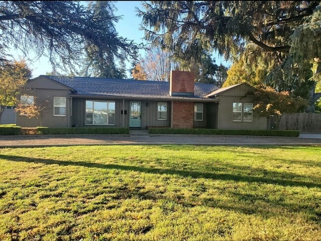 property at 1674 E Marshall St