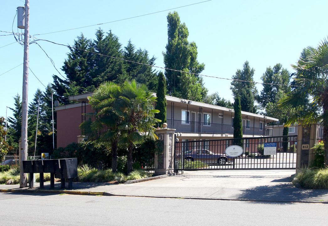 Lobdell Apartments in Auburn, WA - Building Photo