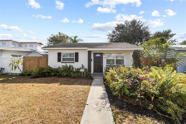 452 45th Ave N in St. Petersburg, FL - Building Photo - Building Photo