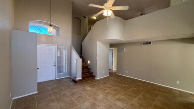 17426 N 47th St in Phoenix, AZ - Building Photo - Building Photo